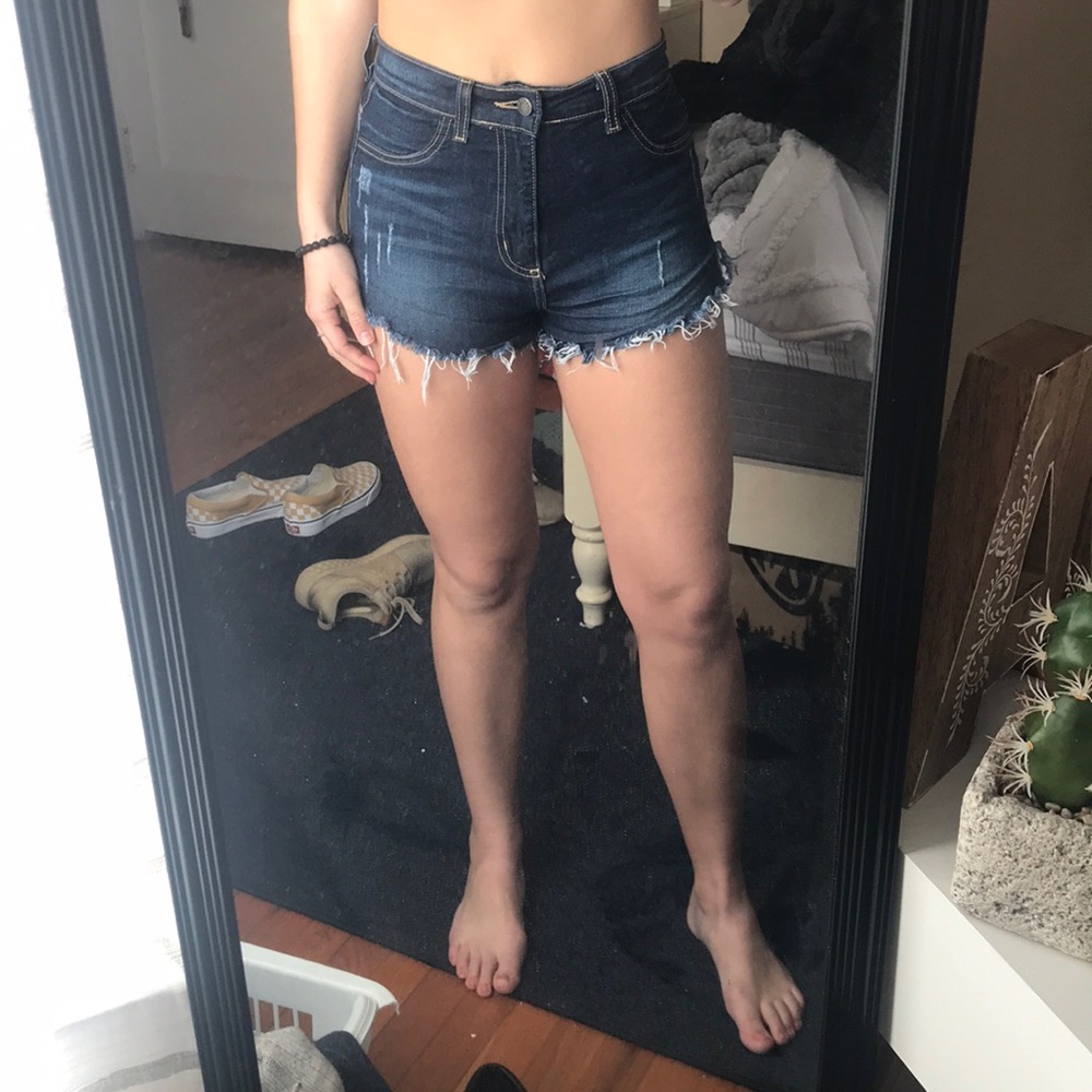 High wasted jegging dark-wash jean shorts
